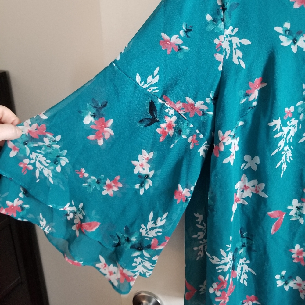 Lane Bryant Flutter Sleeve Blouse